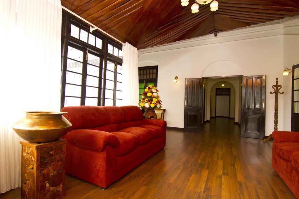 נוארה אליה Serene Villa מראה חיצוני תמונה